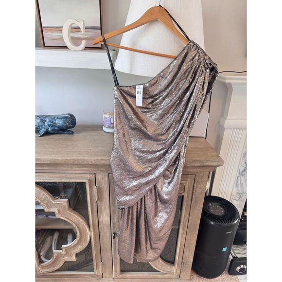 NWT Tadashi Shoji Bronze Sequin One Shoulder Cocktail Dress Size 6 - Picture 2 of 12